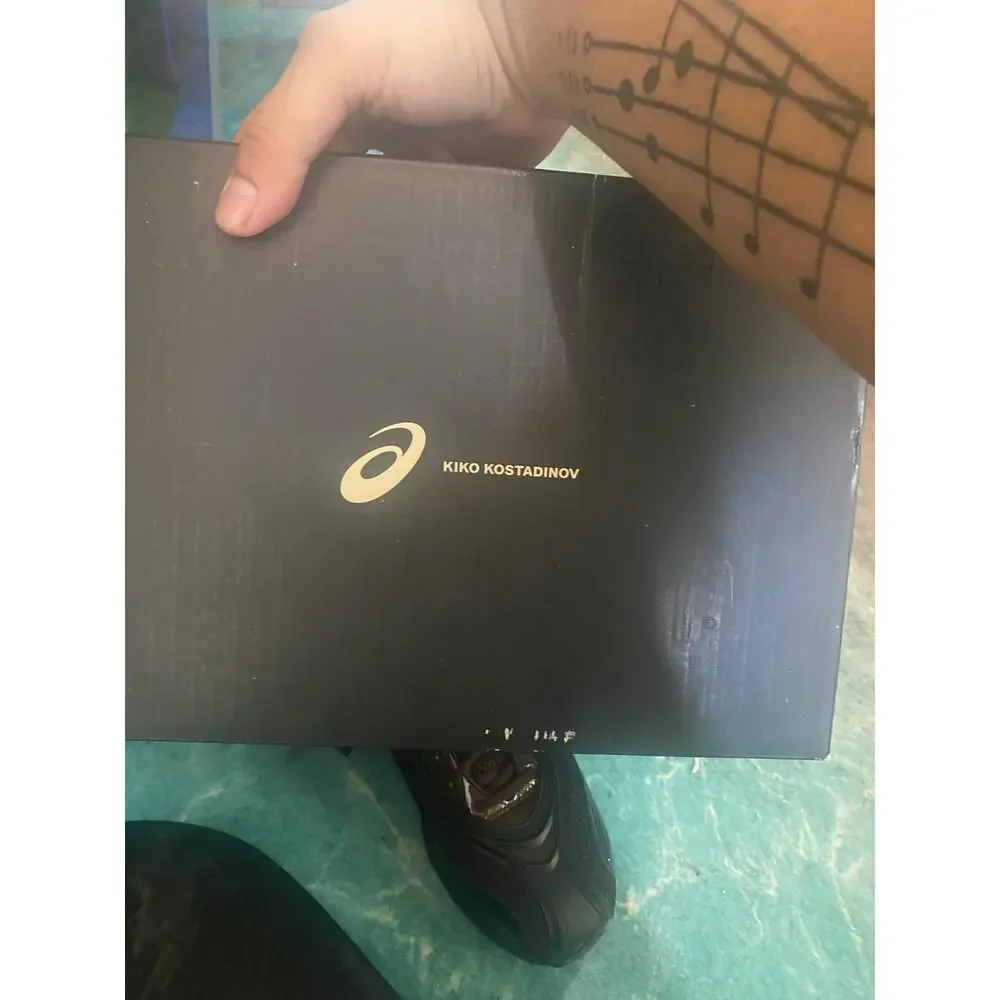 Asics kiko kodtadinov